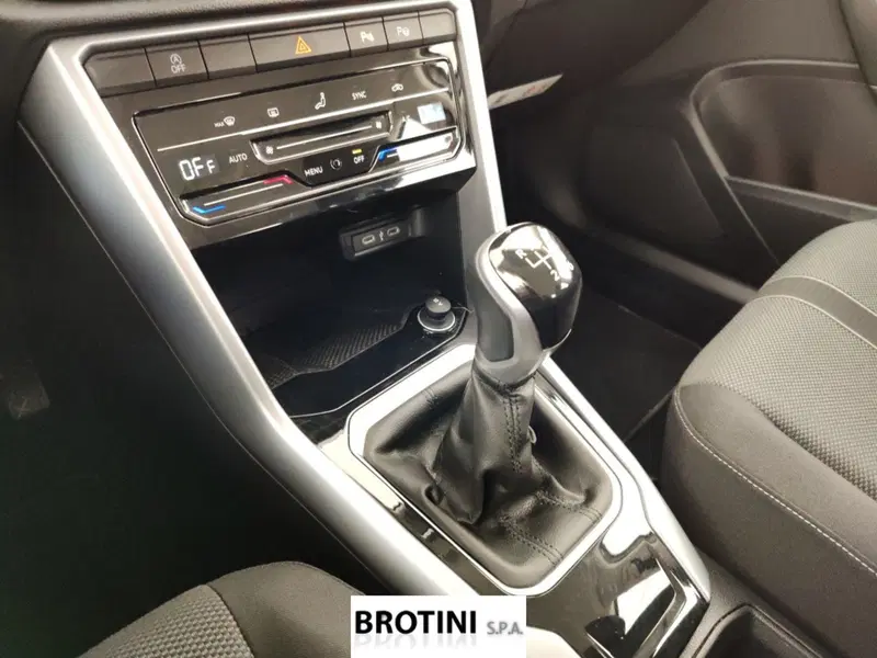 Volkswagen T-Roc usata a Massa-Carrara (11)