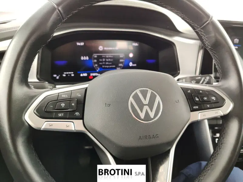 Volkswagen T-Roc usata a Massa-Carrara (13)