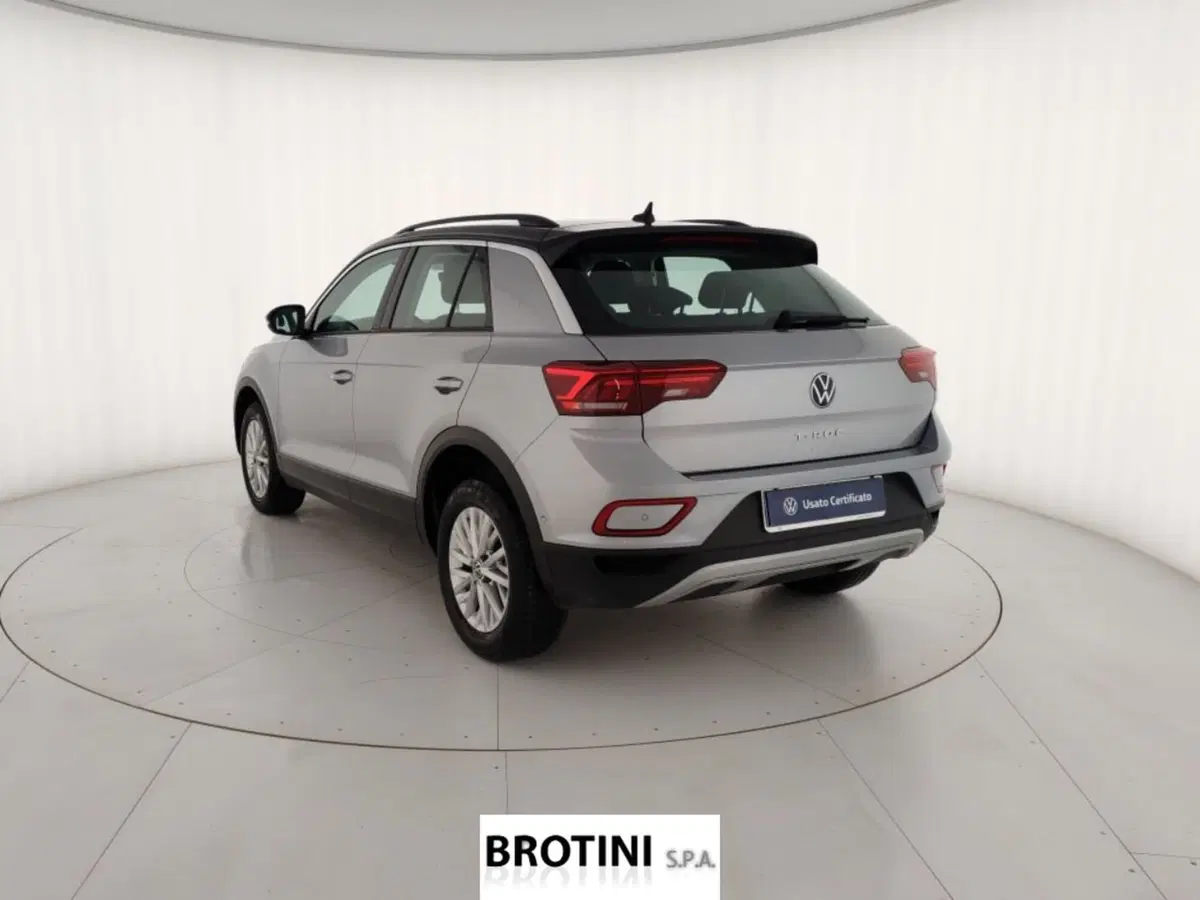 Volkswagen T-Roc usata a Massa-Carrara (2)