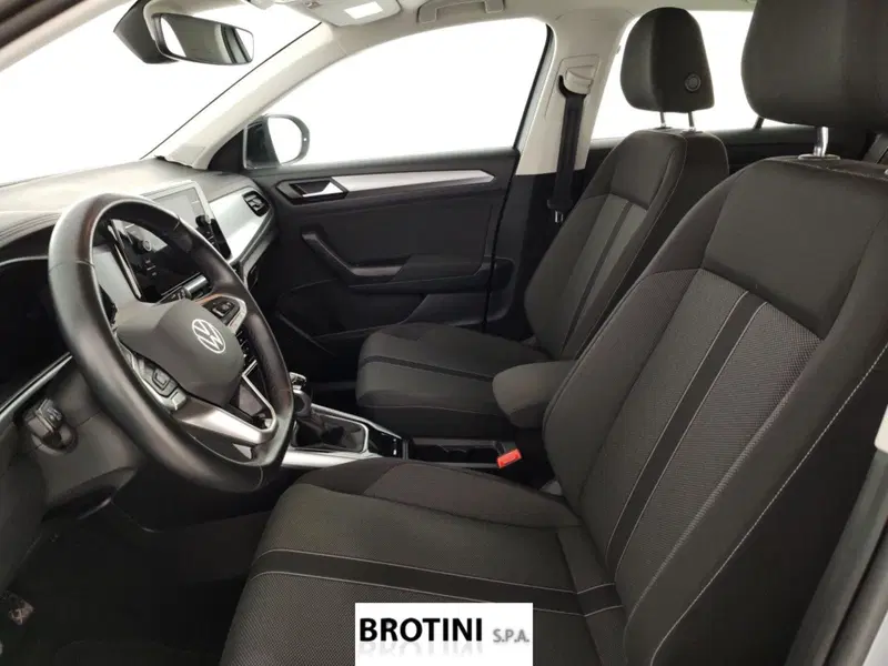 Volkswagen T-Roc usata a Massa-Carrara (7)