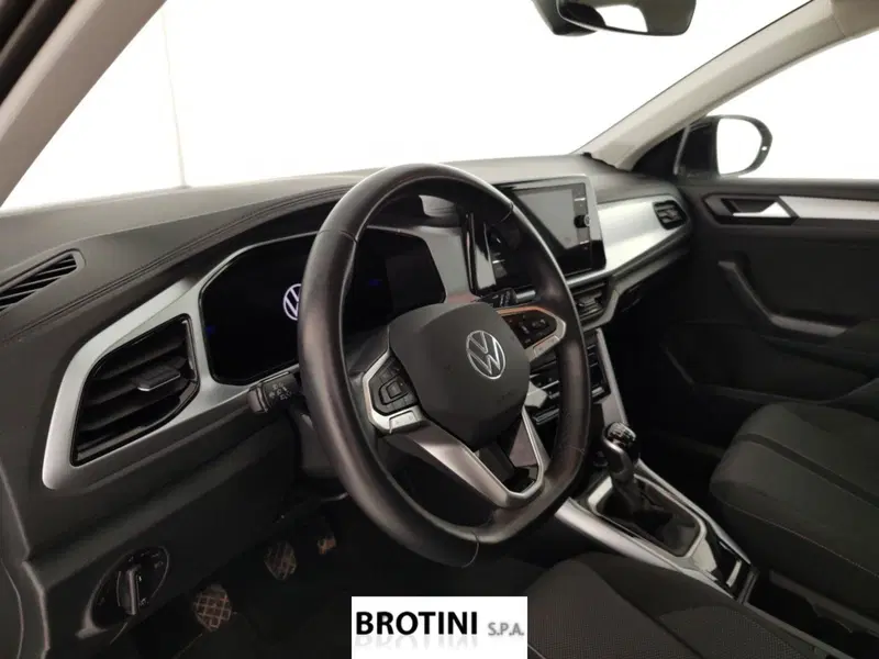 Volkswagen T-Roc usata a Massa-Carrara (8)