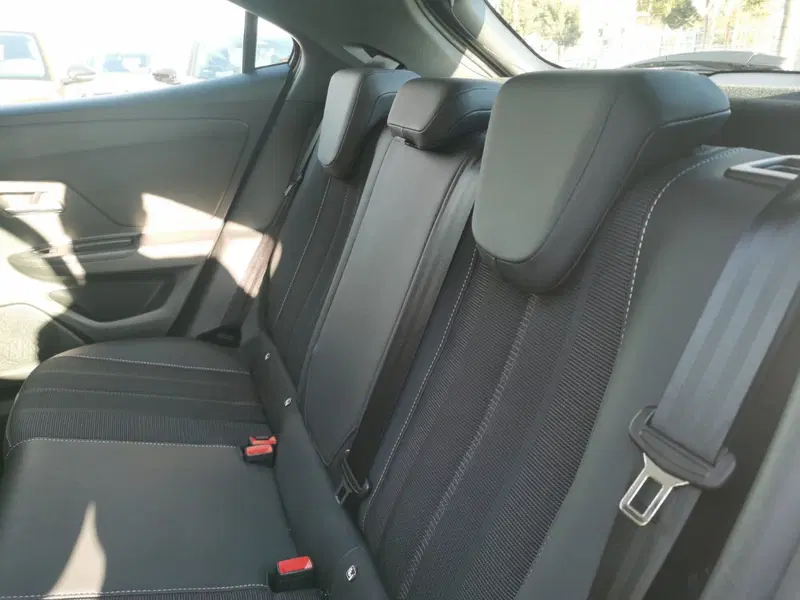 Opel Mokka usata a Taranto (12)