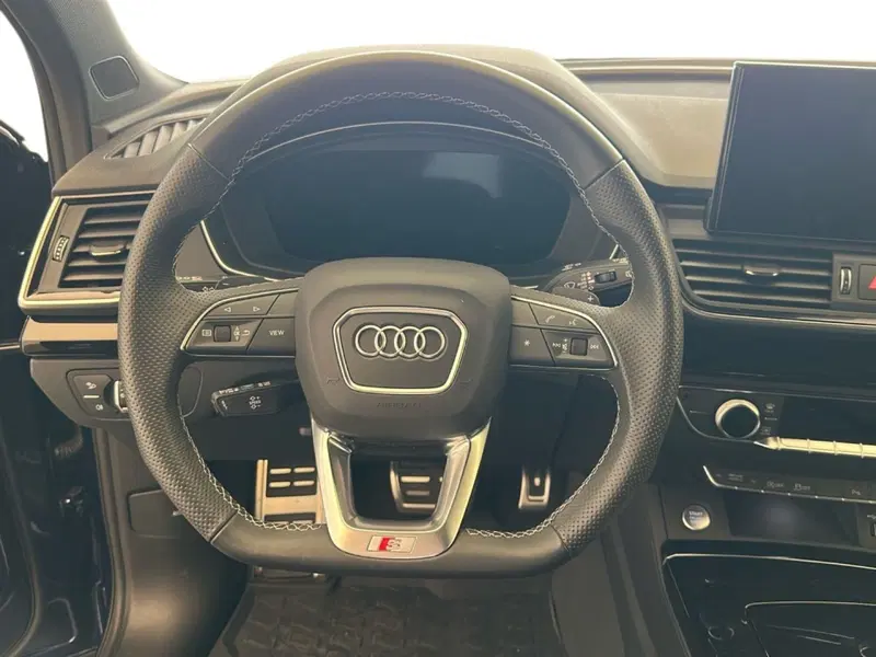Audi Q5 Sportback usata a Caserta (10)