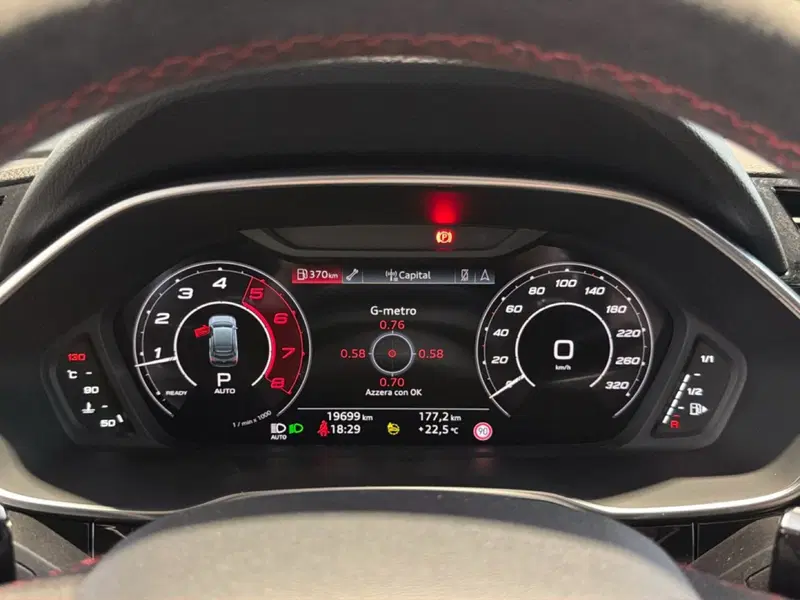 Audi RS Q3 Sportback usata a Napoli (11)