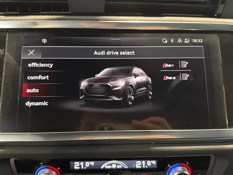 Audi RS Q3 Sportback usata a Napoli (15)