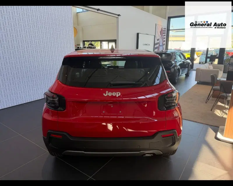 Jeep Avenger nuova a Lucca (6)