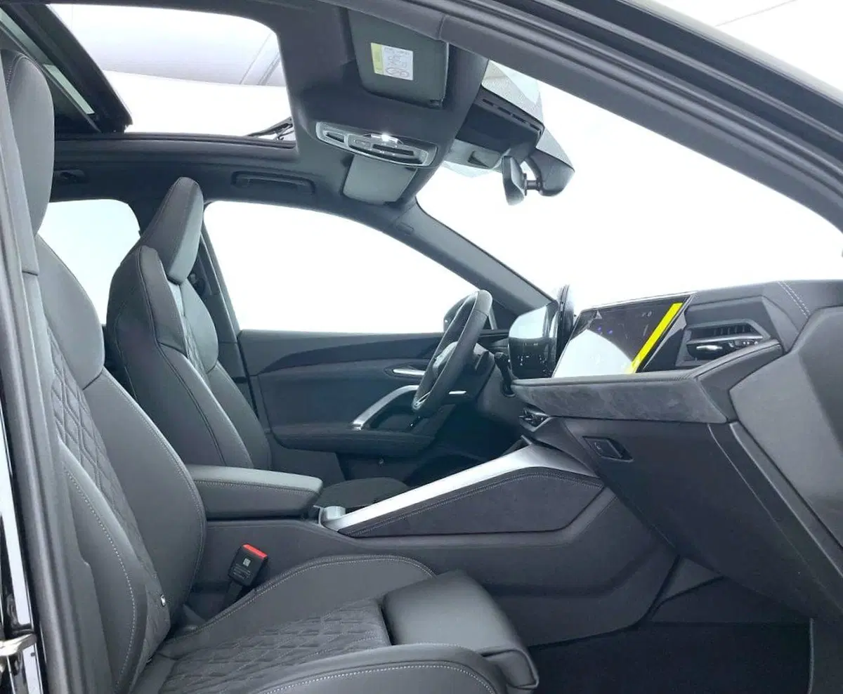 Audi Q4 Sportback nuova a Perugia (18)