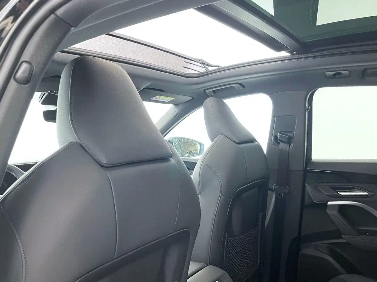 Audi Q4 Sportback nuova a Perugia (19)