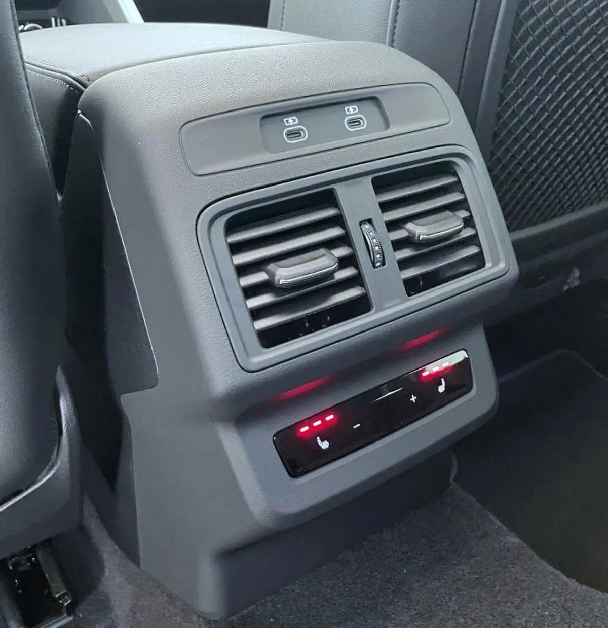 Audi Q4 Sportback nuova a Perugia (20)