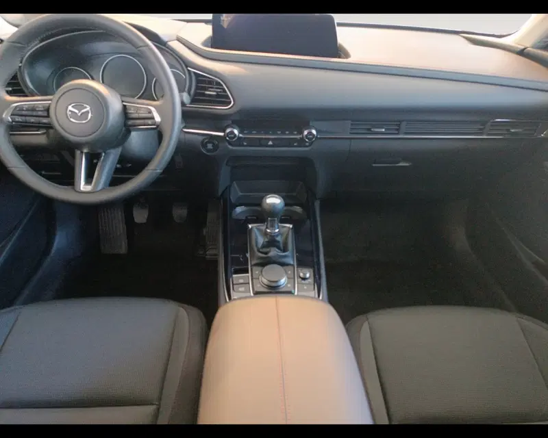 Mazda CX-30 nuova a Ravenna (10)