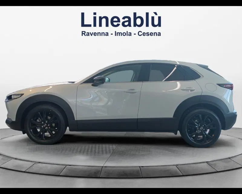 Mazda CX-30 nuova a Ravenna (2)
