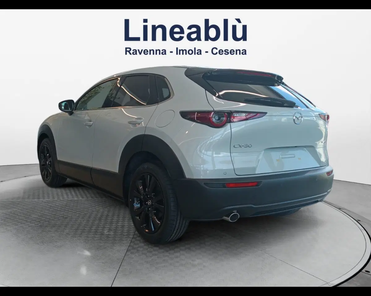 Mazda CX-30 nuova a Ravenna (3)