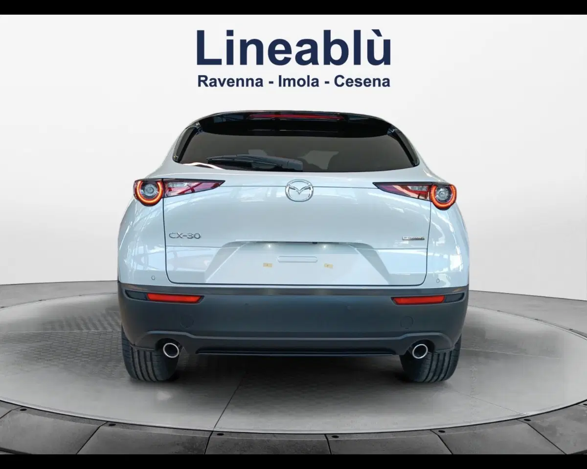 Mazda CX-30 nuova a Ravenna (4)