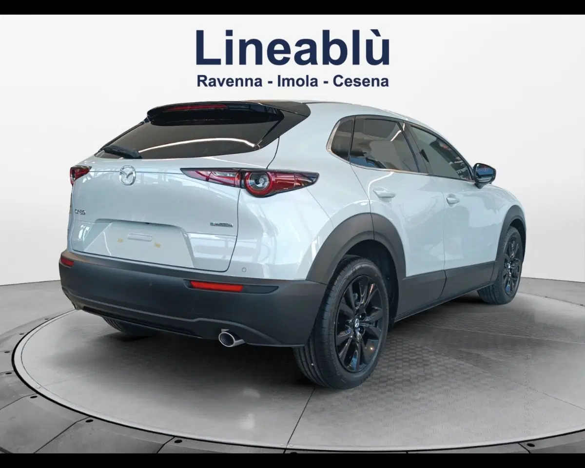 Mazda CX-30 nuova a Ravenna (5)