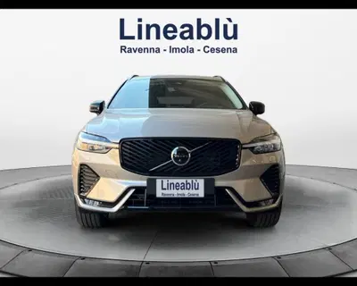 Volvo XC60 2.0 b5 Ultra Dark awd auto del 2025 usata a Ravenna