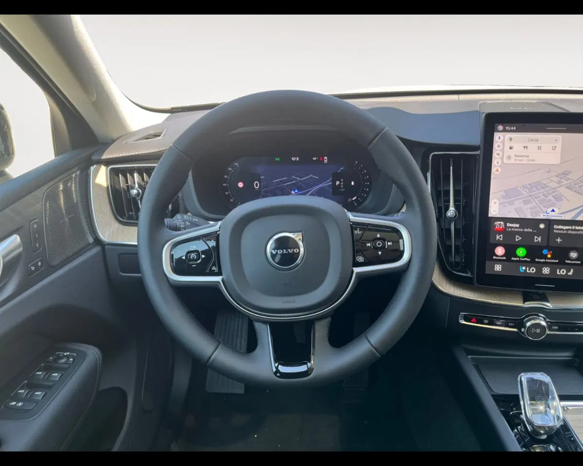Volvo XC60 usata a Ravenna (11)