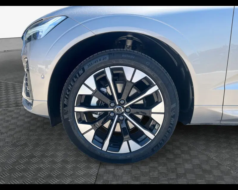 Volvo XC60 usata a Ravenna (9)