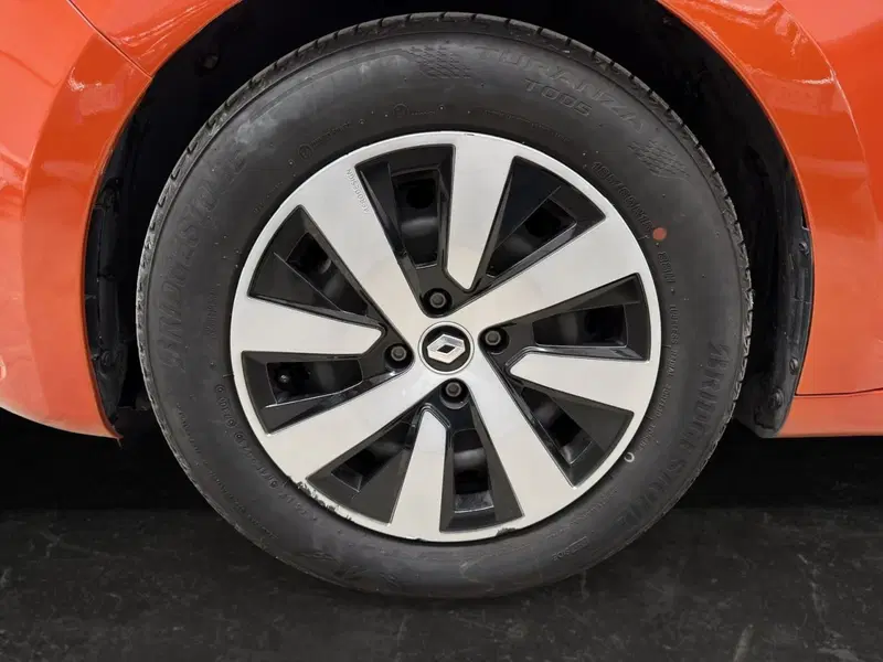 Renault Clio usata a Milano (7)