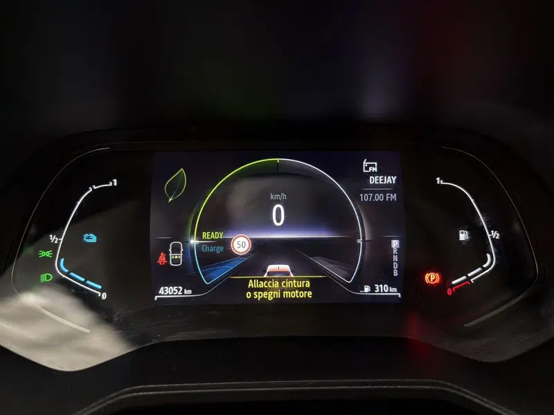 Renault Clio usata a Milano (9)