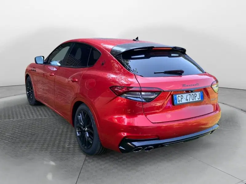 Maserati Levante usata a Salerno (4)