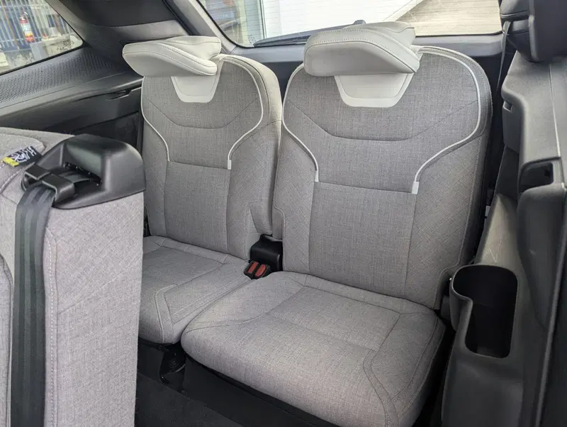 Volvo EX90 nuova a Pescara (10)