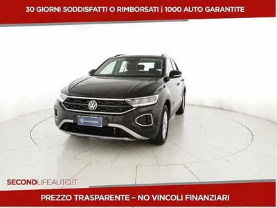 Volkswagen T-Roc 1.5 tsi Life dsg del 2024 usata a San Giovanni Teatino