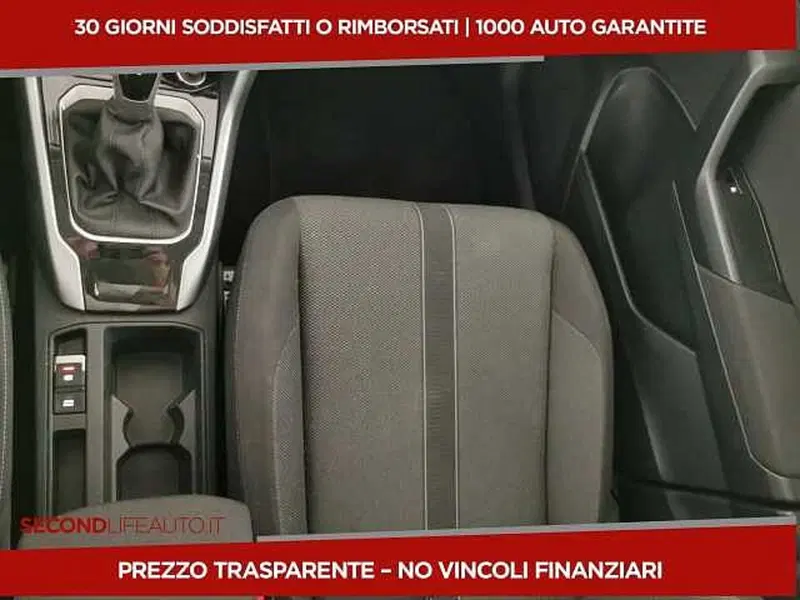 Volkswagen T-Roc usata a Chieti (15)