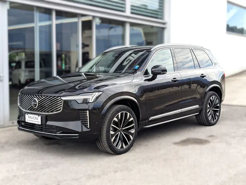 Volvo XC90 nuova a Pescara (2)