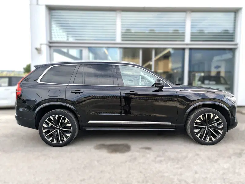 Volvo XC90 nuova a Pescara (3)
