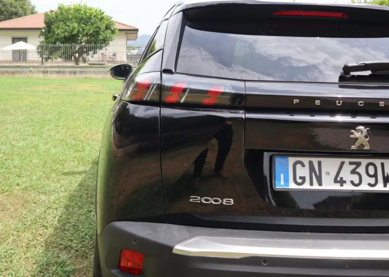 Peugeot 2008 usata a Salerno (13)