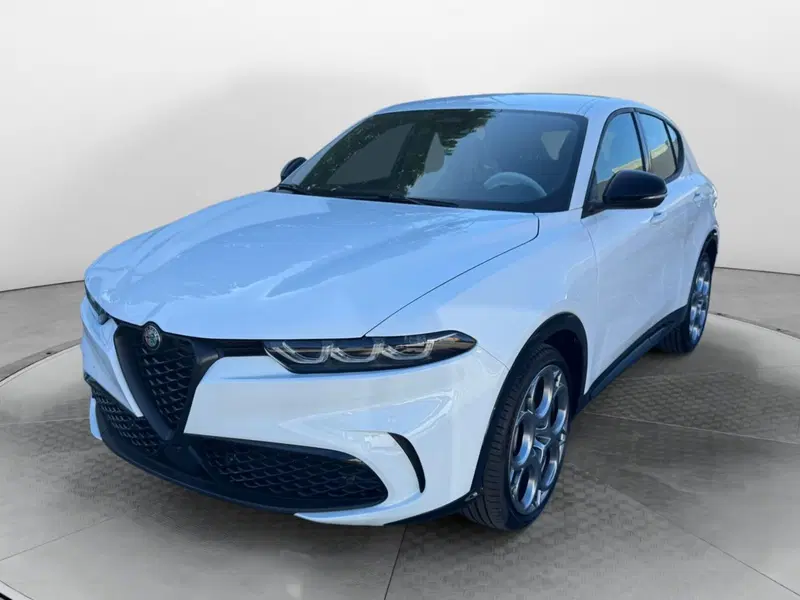 Alfa Romeo Tonale nuova a Salerno