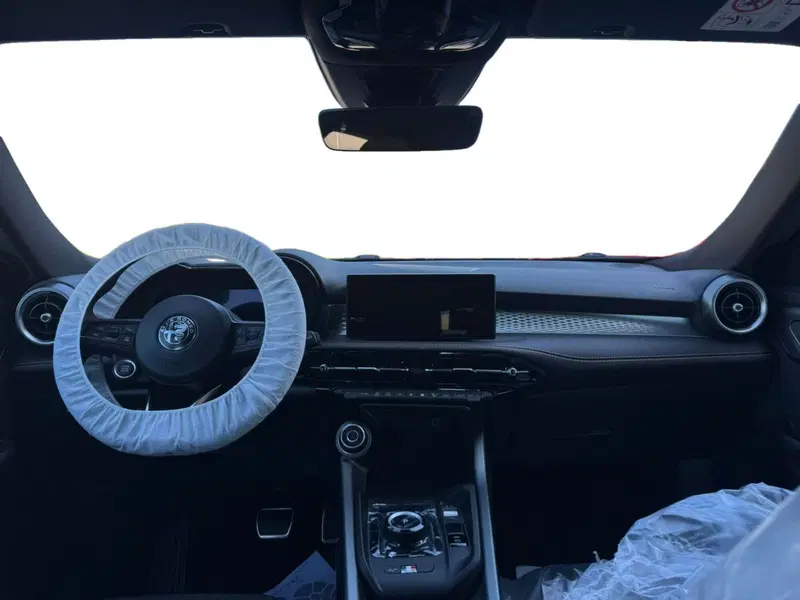 Alfa Romeo Tonale nuova a Salerno (5)
