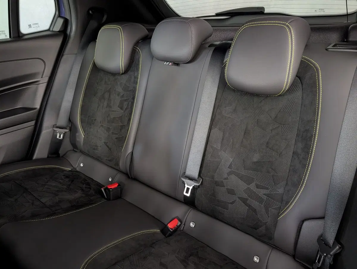 Abarth 600e usata a Salerno (12)