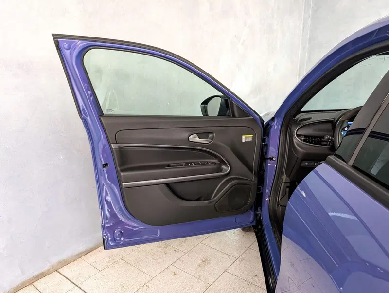 Abarth 600e usata a Salerno (19)