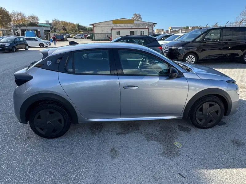 Lancia Ypsilon usata a Salerno (13)
