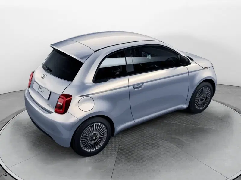 Fiat 500 nuova a Salerno (5)