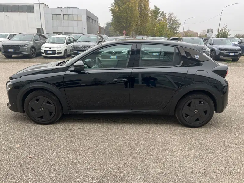 Lancia Ypsilon usata a Salerno (12)