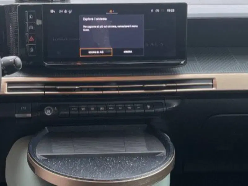 Lancia Ypsilon usata a Salerno (19)