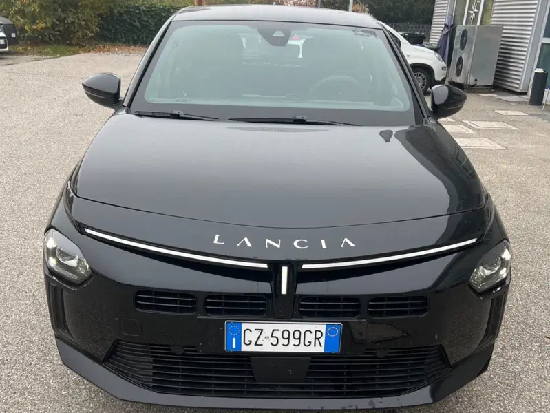 Lancia Ypsilon usata a Salerno (9)