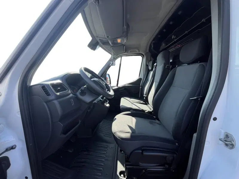 Renault Master Furgone usata a Salerno (6)