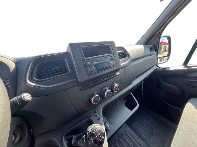 Renault Master Furgone usata a Salerno (7)