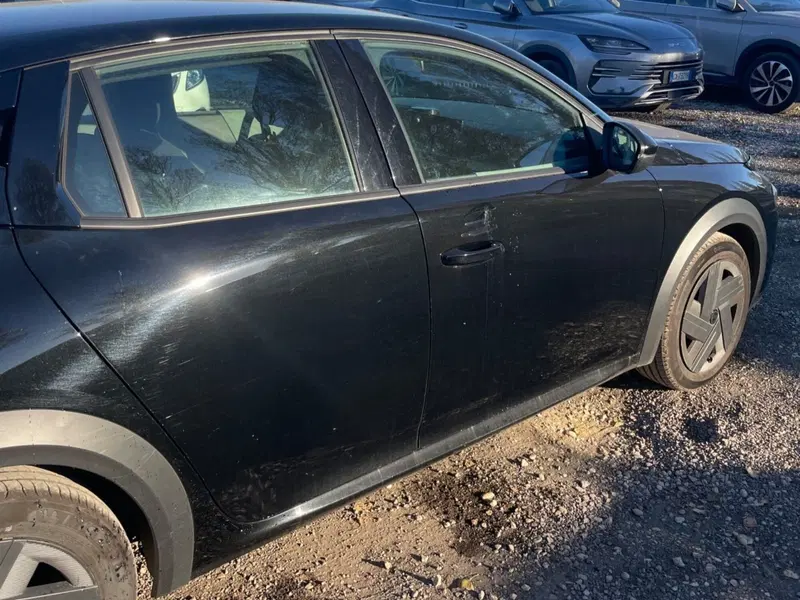 Lancia Ypsilon usata a Salerno (15)