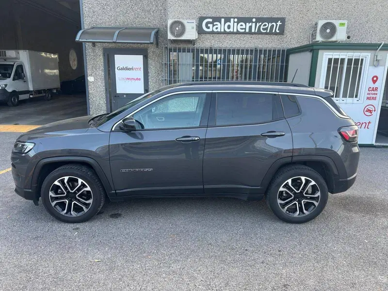 Jeep Compass usata a Salerno (12)