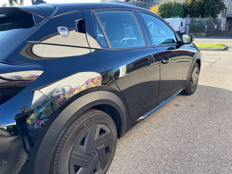 Lancia Ypsilon usata a Salerno (16)