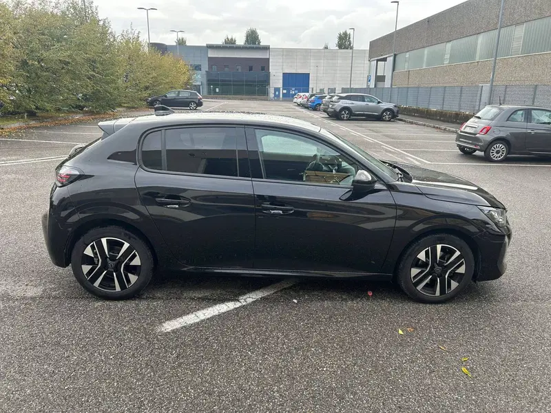 Peugeot 208 usata a Salerno (11)