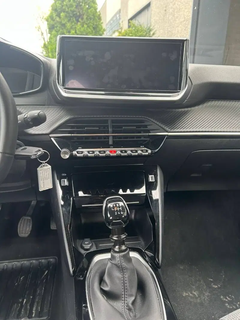 Peugeot 208 usata a Salerno (14)