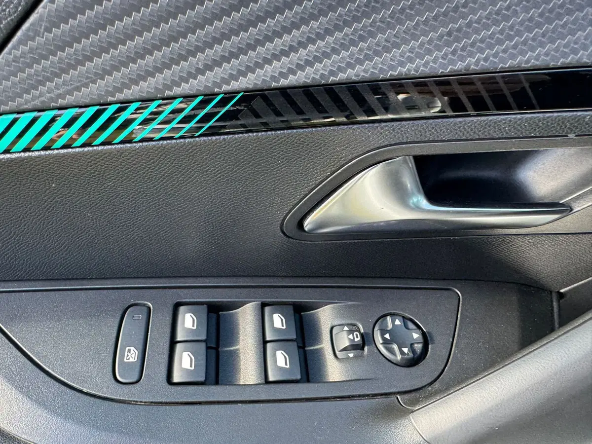 Peugeot 2008 usata a Salerno (15)