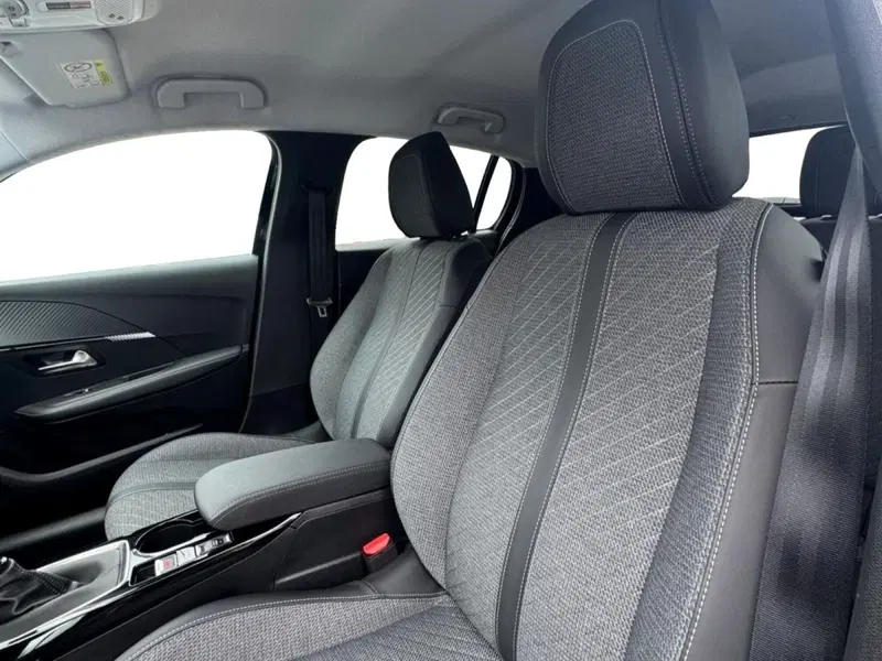 Peugeot 208 usata a Salerno (6)