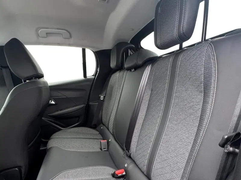 Peugeot 208 usata a Salerno (7)