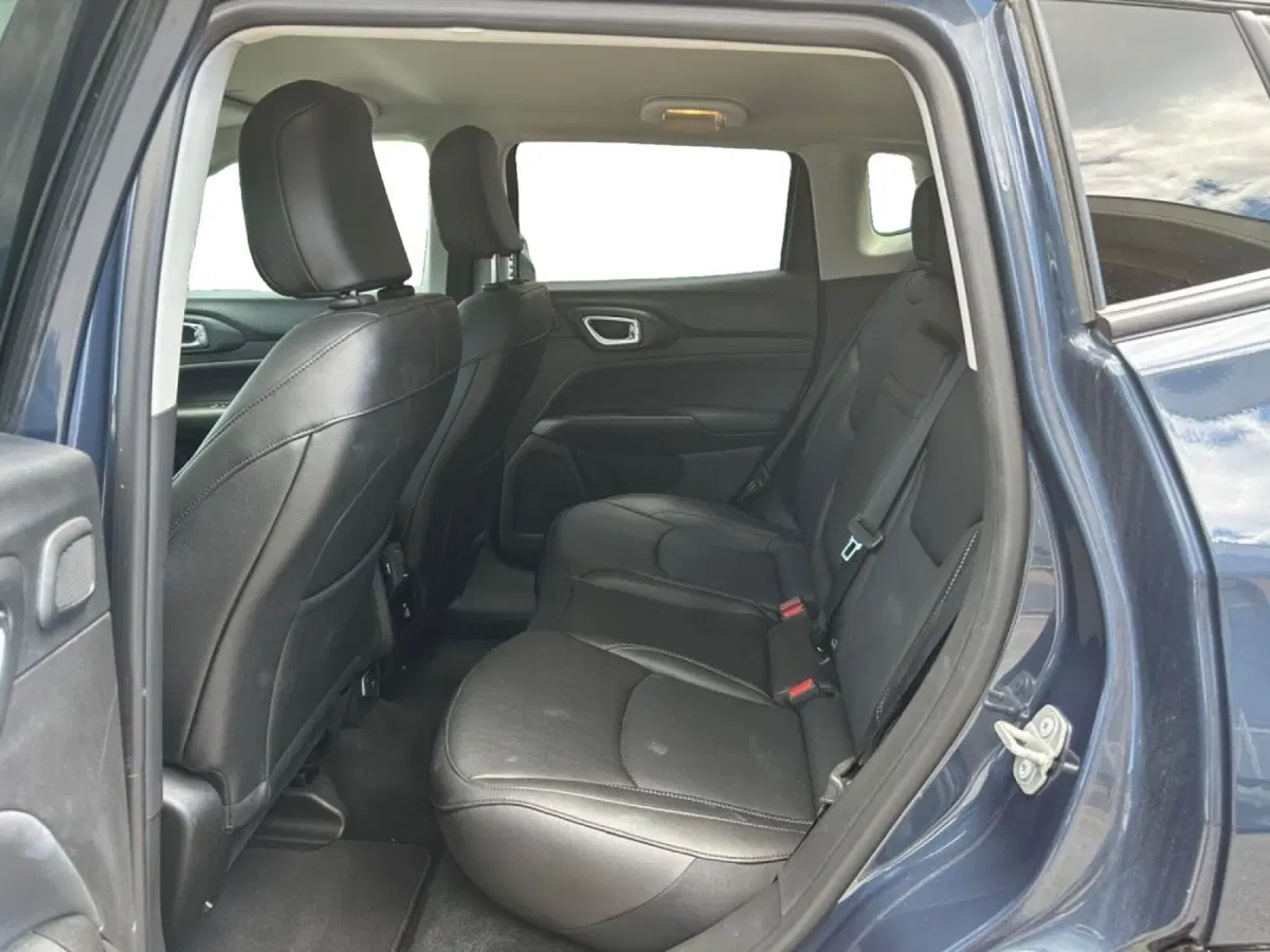 Jeep Compass usata a Salerno (7)